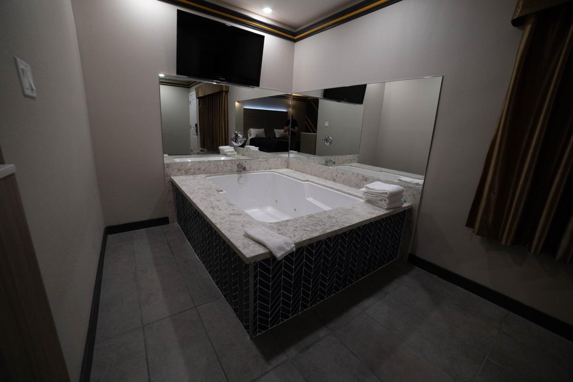 Artesia Motor Inn Bellflower Εξωτερικό φωτογραφία